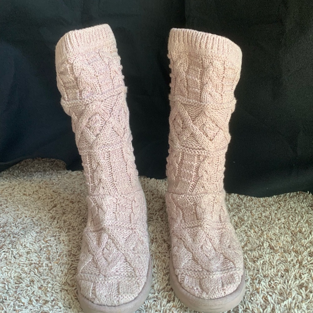 UGG Beige Knit Winter Boots with Plush Cable Design